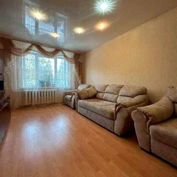 Продаж 3к квартири , Ревуцкого 7 , Позняки, Дарницький р-н.