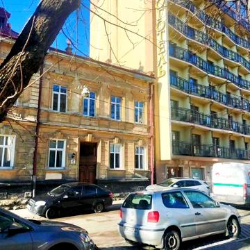 Продаж 3к квартири (111.1 кв.м) по вул. Тершаківців 4А, м. Львів