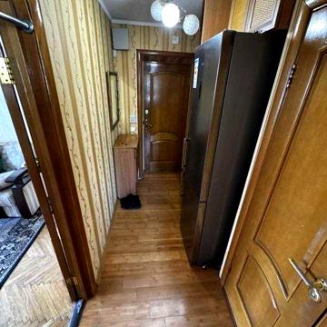 Оренда 1к, Подільський район, вул. Івана Виговського 26, метро Нивки
