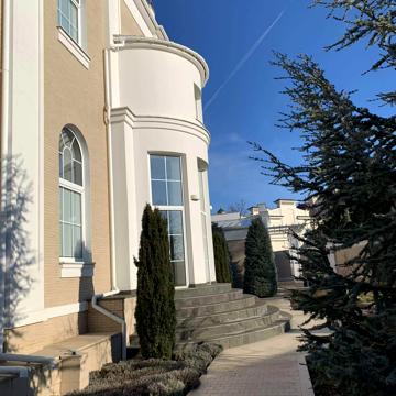 Бернардацці вул. (Красних Зір), 5