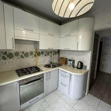 Продаж  2км квартири біля вокзалу