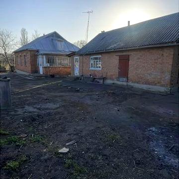 Продам будинок в мальовничому місці.