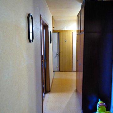 Продам 3 к. квартиру ж/м Северный, ул. Семафорная, 32