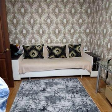 Продам 1-к квартиру з великим погрибом та сараєм