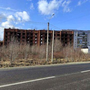 Продаж недобудови багатоквартирний будинок 4019м2 сщ.Солотвино
