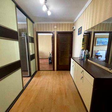 Продам 3-х кімнатну квартиру у центрі Павлограда