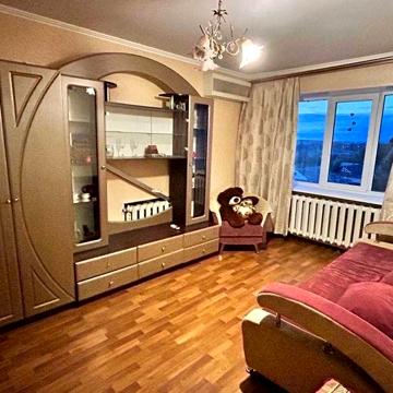 Продам 2-кімнатну квартиру в місті Глухів