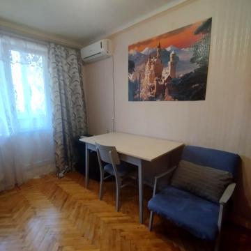 23 Серпня вул., 64 
