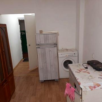 Власник. Квартира малосімейного типу на 101