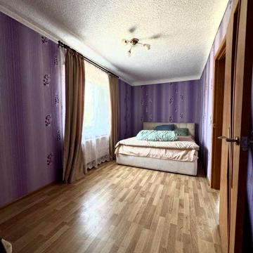 Квартира 2 кімнати, 42 кв. Центр, район 6 школи Прилуки