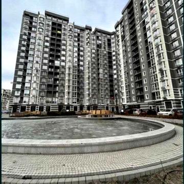 БЕЗ КОМІСІЇ! Трикімнатна квартира з частковим ремонтом. ЦЕНТР