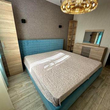 Продам двокімнатну квартиру з новим, сучасним ремонто, меблі, техніка!