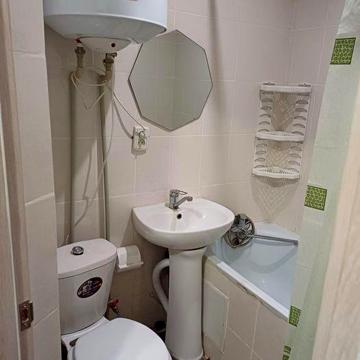 Продам 1 к.кв. 1 поверх, зручності, ремонт