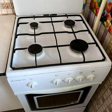 Продаж 2-о кімнатноі в гарному районі, видова Украінка