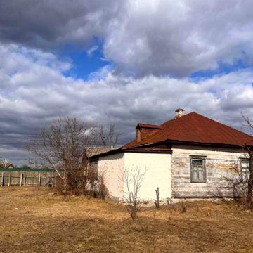 Земельна ділянка з будинком під ремонт с. Воропаїв, Київська обл.