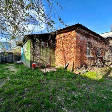 Частина будинку 60м2, вул.Короленка 13 р-н Голівуд,Сертифікат(NN)