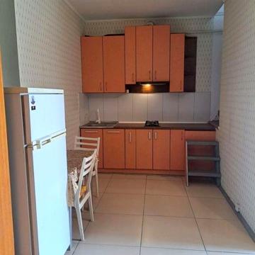 Вільна 2во кімнатна квартира Танхаус