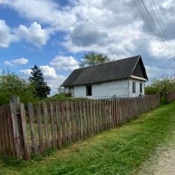 Продам деревяний будинок