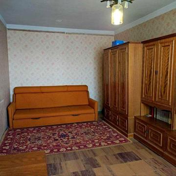 2-кімн вул. Свято-Миколаївська, меблі, техніка