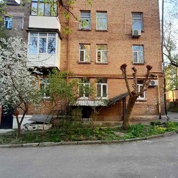 З-кімн.сталінка, Старокиївська вул.,8/12, метро Політехнічний інститут