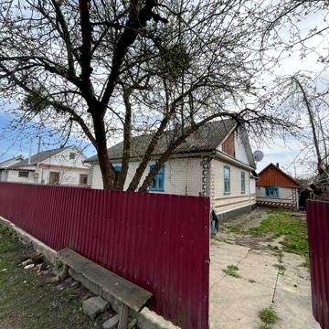 Продається будинок у м.Ізяслав