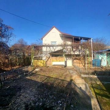 Оренда дачного будинку ,Оболонський район,метро Героїв Дніпра 10 хв.