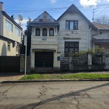 Продаж будинку Чернівці