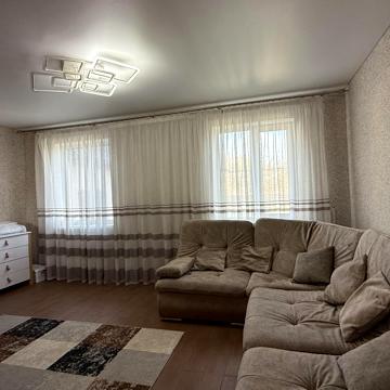 Інститутська, 20