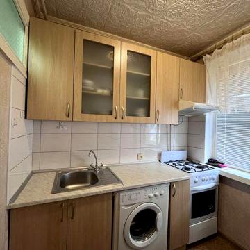 Здам однокімнатну квартиру для пари чи родини. Р-н 6 школи.