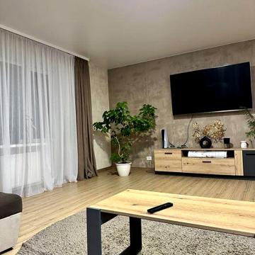 Продаж 3-х кімнатної  квартири