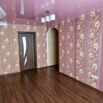 Трикімнатна квартира на пр-ті Корабелів