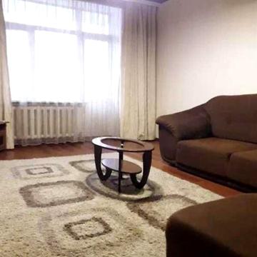 Довгострокова оренда 3к Квартира Володимира Мономаха вулиця