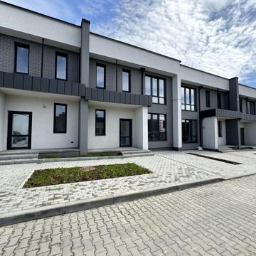 Шостаковича, 30