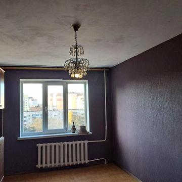 Терміново! Продам 2 кімнатну нового планування в центрі.