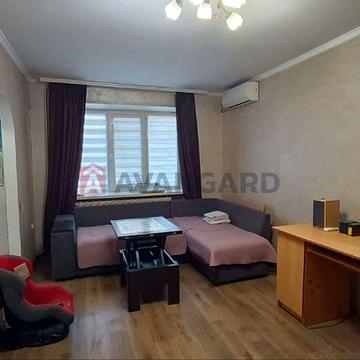 3-кімнатна квартира у центрі міста (р-н Амстору)