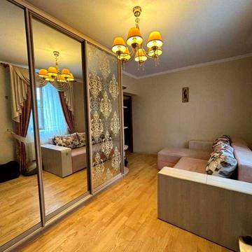 Будинок з ремонтом та меблями в с.Бишів на 15 сотках - є газ!