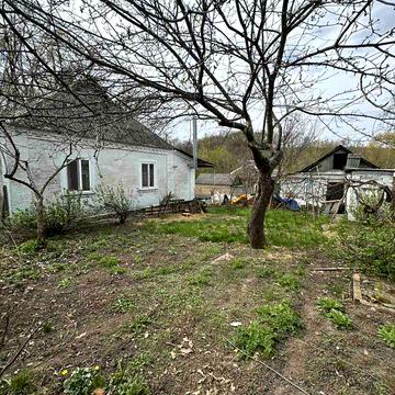 Продаж 3к Дім Космонавтів вулиця