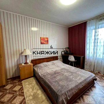 Оренда 3-кім. квартири на Печерську, вул. Алмазова . КОД 11201435