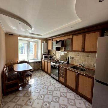 Продаж 4к Квартира Хоткевича Гната (Братів Майданських) вулиця