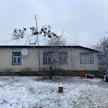 Продам будинок біля річки Десна