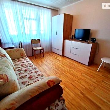 Довгострокова оренда 1к Квартира Незалежності (Титова) вулиця