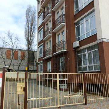 Продам затишну квартиру від власника
Квартира повністю мебльована т