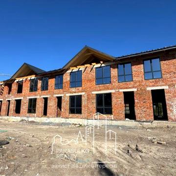 Продам неймовірний таунхаус в класному районі міста