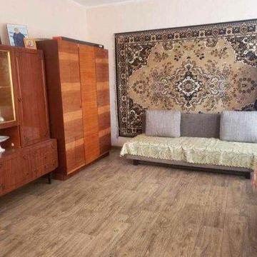 Продаються два будинки на ділянці в с .Буялик!