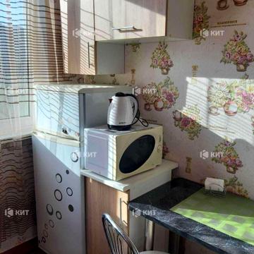 Амосова вул. (Корчагінців), 23