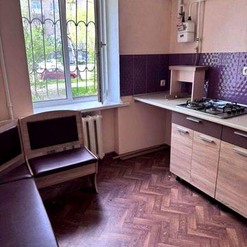 Продается 2-х комн. квартира 1 этаж по ул. Лермонтова в отличном месте