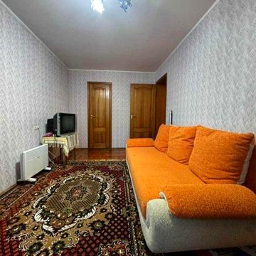 Продам ТЕРМІНОВО 4к квартиру . Вул. Робоча