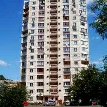 3-кімнатна, Райдужний масив, затишне місце