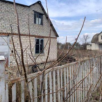 Продам будинок із земельною ділкою