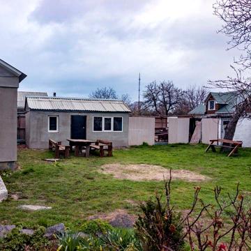 Затишний будинок 84 м² з ділянкою 7 соток у місті, вся інфраструктура.